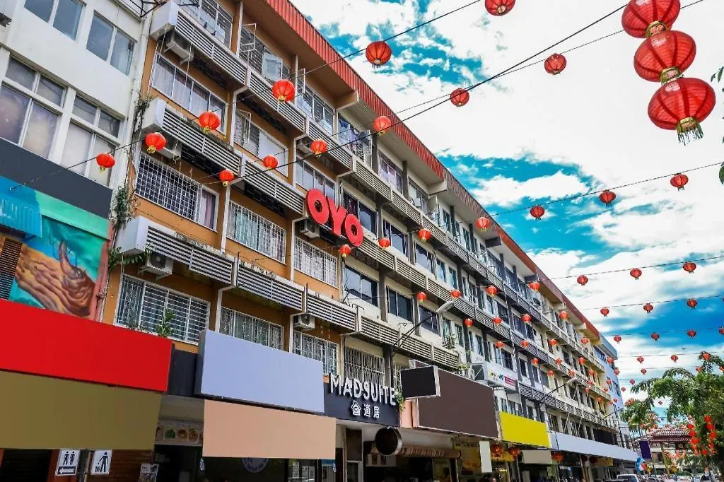 ** Hotel Oyo 43993 Madsuite Kota Kinabalu Malaysia
