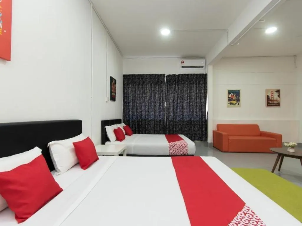 Oyo 43993 Madsuite Kota Kinabalu 2*,  Malaysia